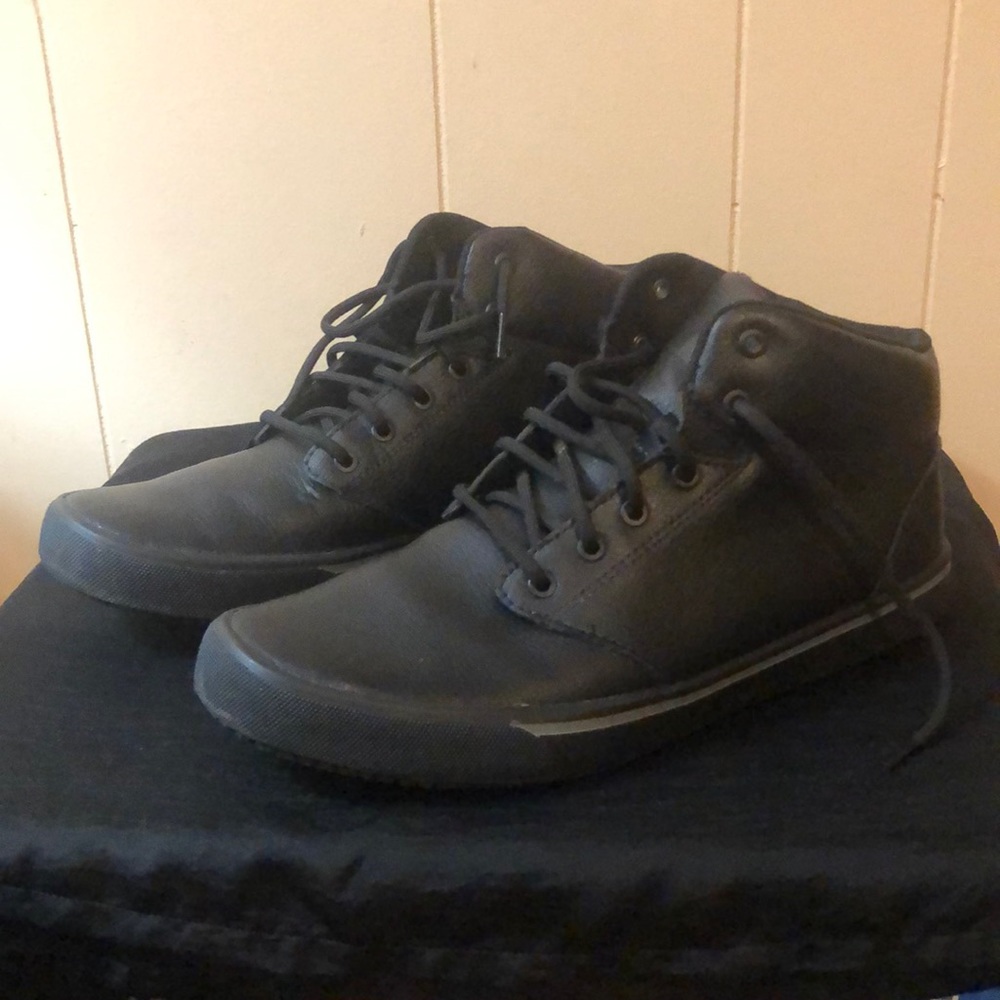 Mens Black shoes